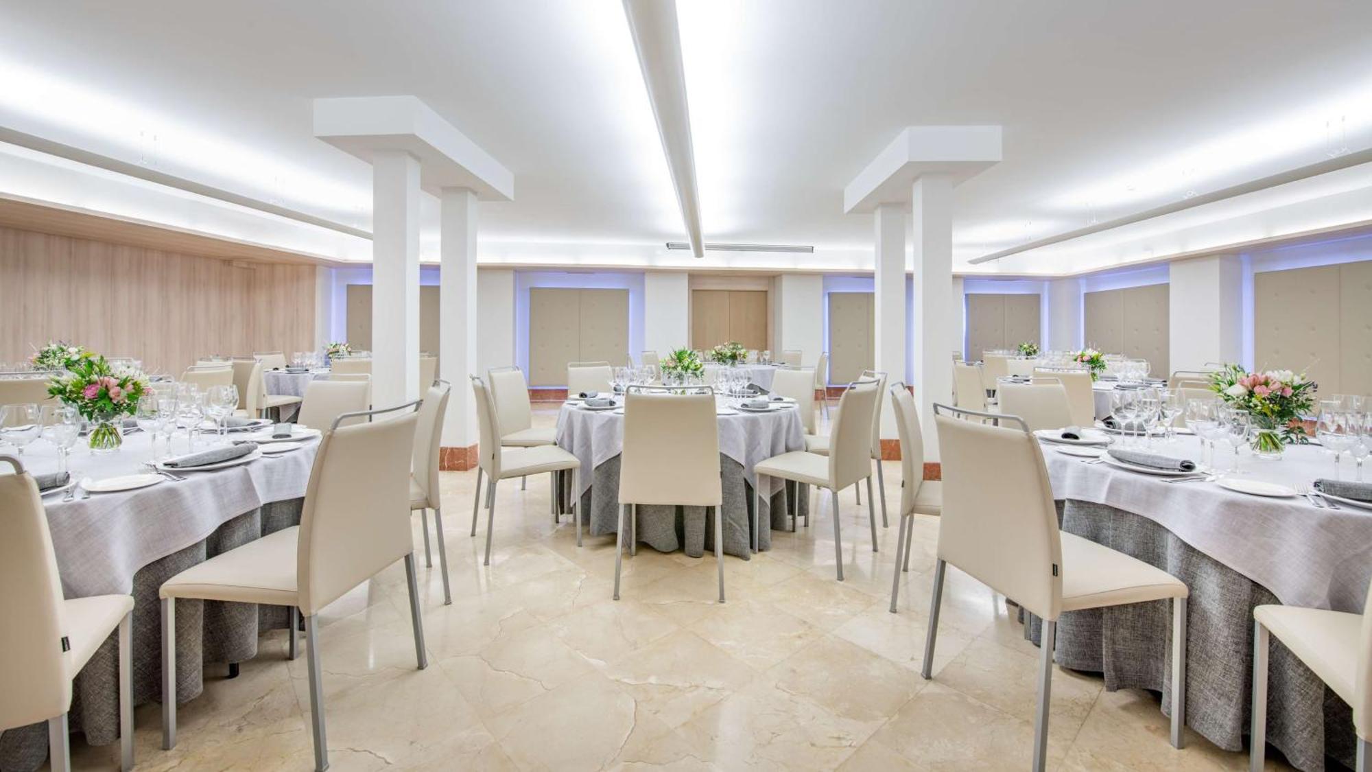Hotel Nh Collection Palacio De Oquendo Caces