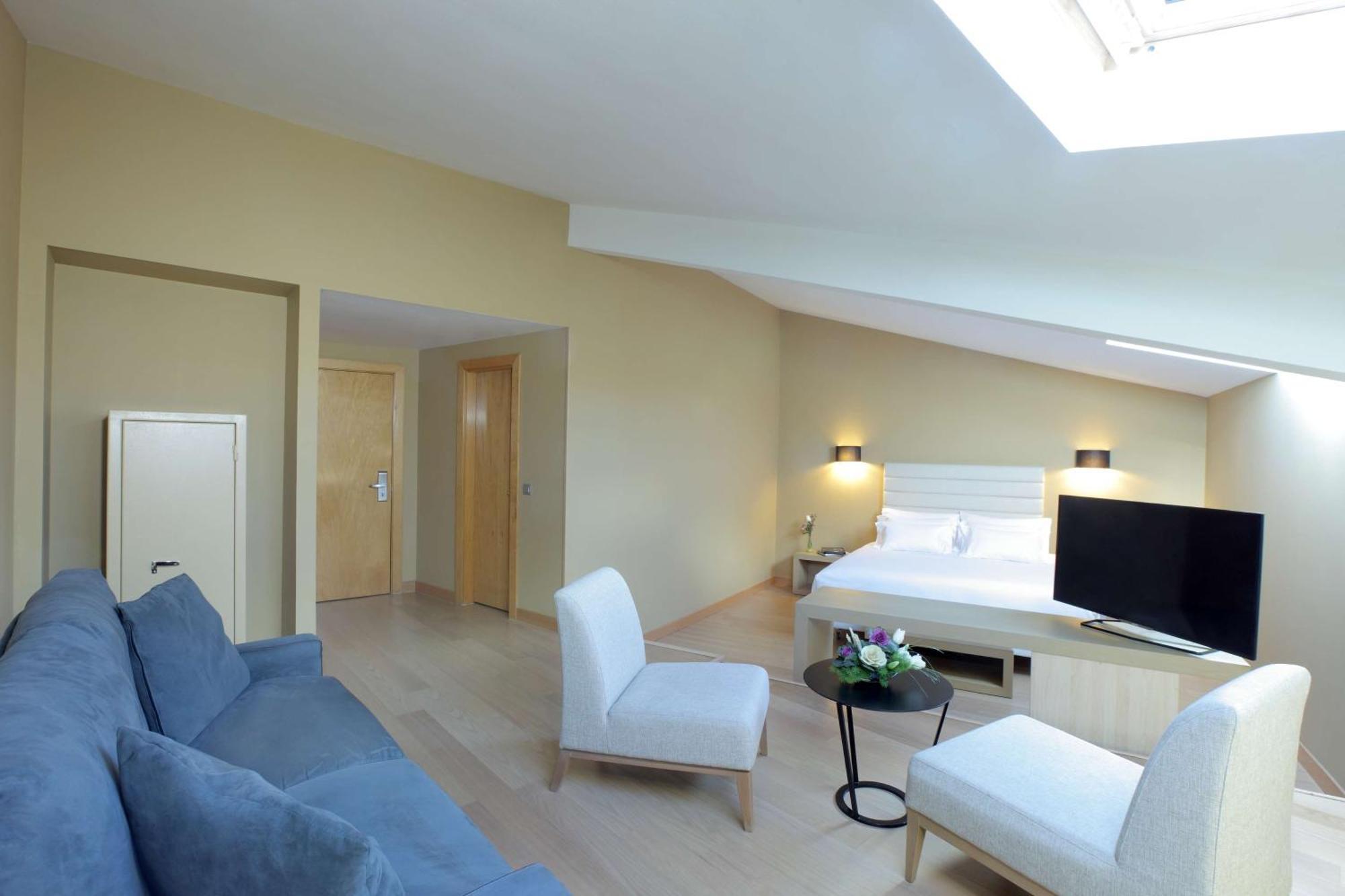 Nh Collection Palacio De Oquendo 4* Caces